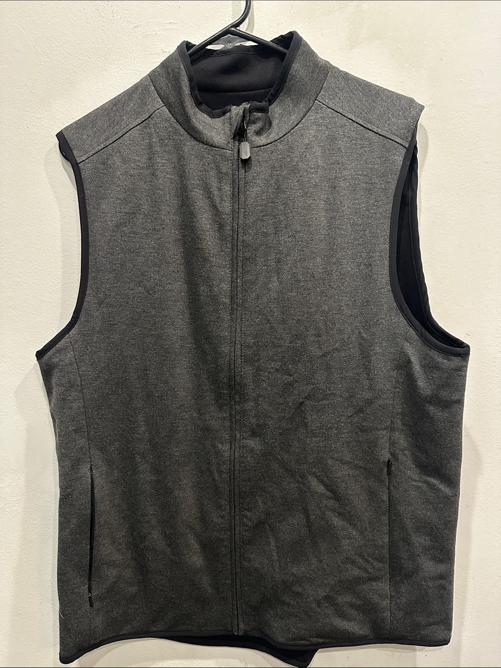 Mizzen+Main Vest Full Zip dark Gray Mens medium Performance Outdoor Athletic